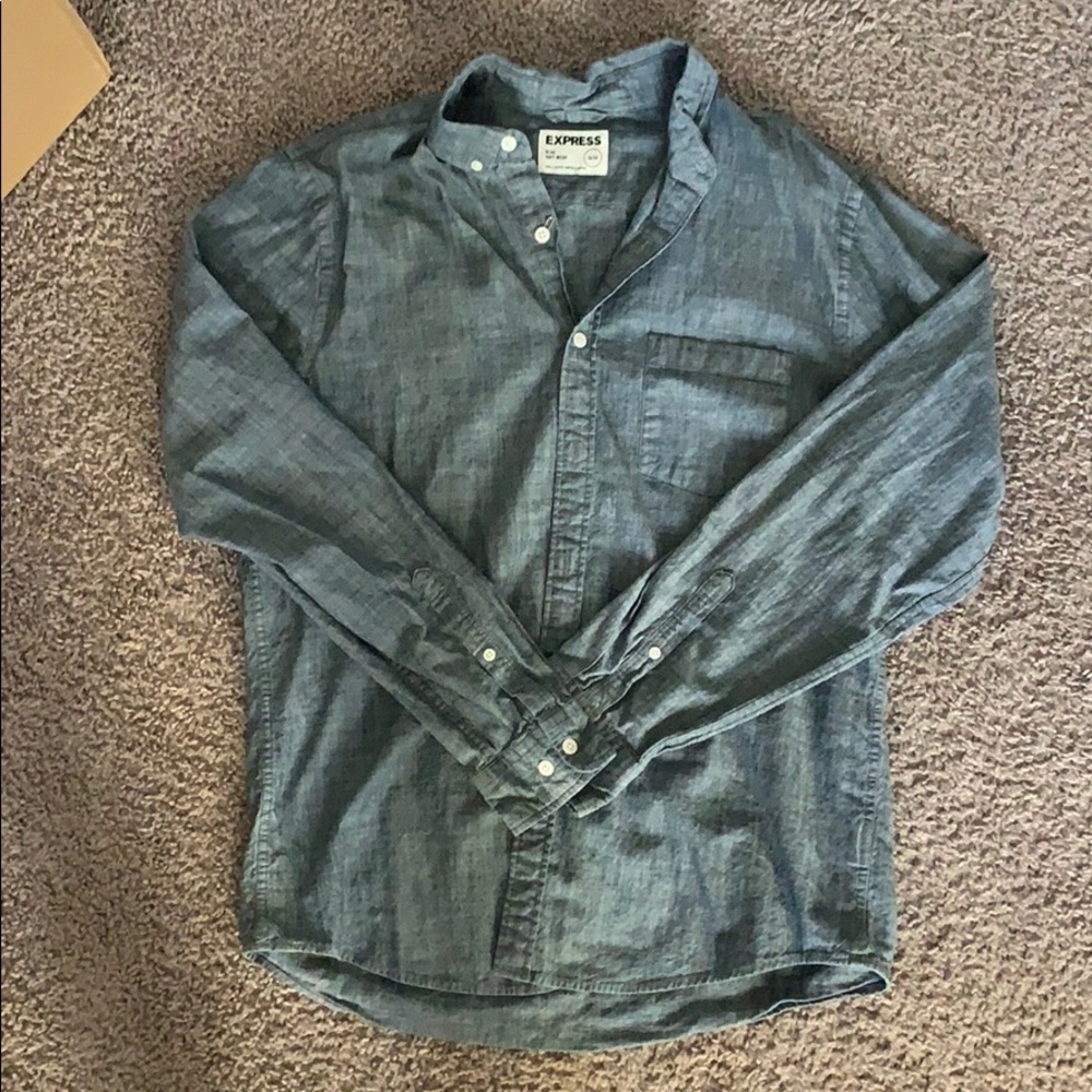 Express Men’s soft denim button down